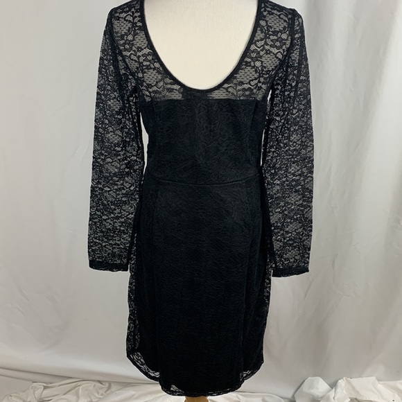 NWT Black Long Sleeve Lined Stretch Lace Sheath Dress - Picture 4 of 10